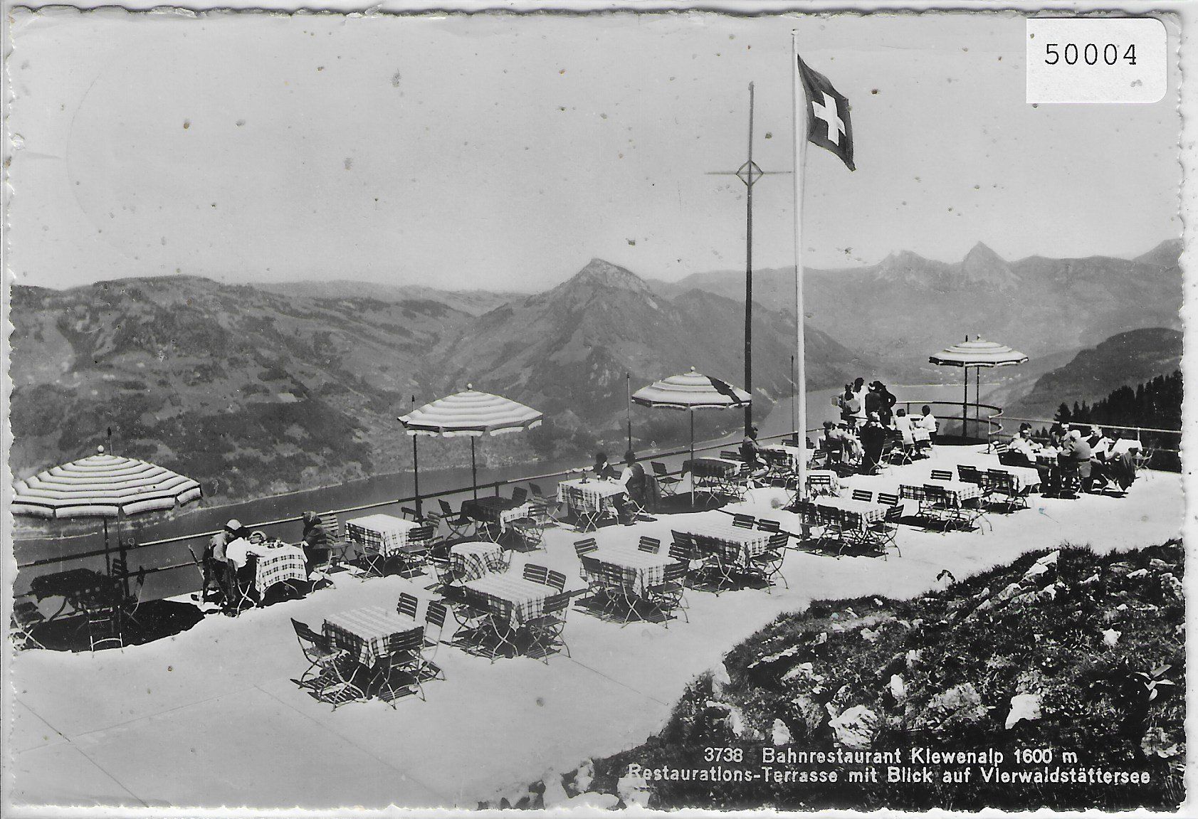 Cartes postales: Bahnrestaurant Klewenalp - Terrasse – D'occasion à Ettingen par Kartenplanet