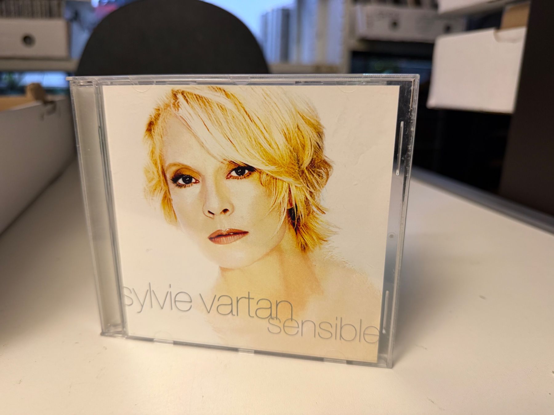 CD: Sylvie Vartan - Sensible - HD23C – Usato da Küsnacht ZH venduto da Jazztilldawn