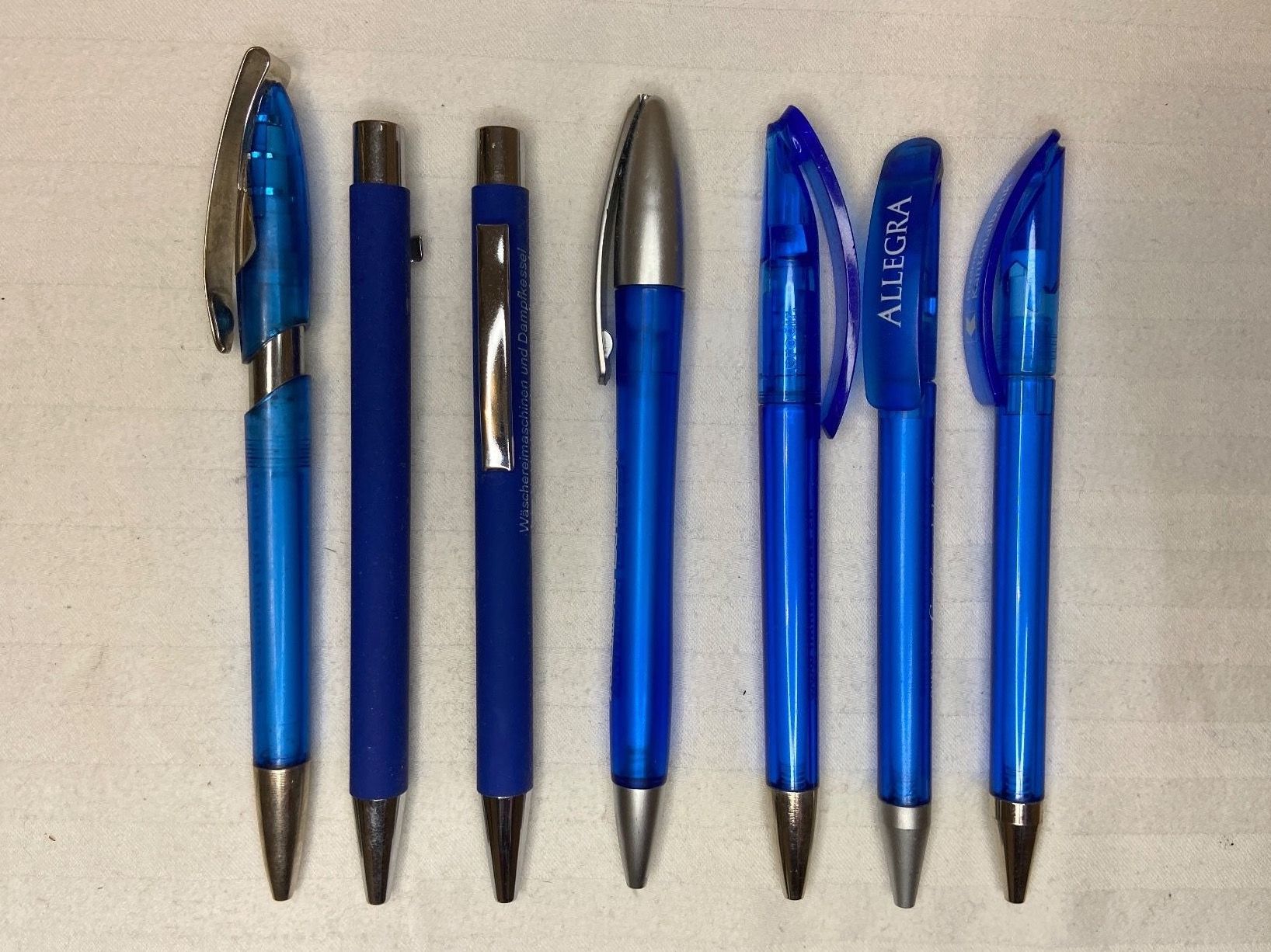 Stifte & Marker: 7 Kugelschreiber (blaue Tinte) – Gebraucht aus Zürich von dedasiba 1
