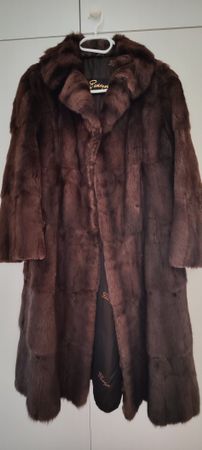 Eleganter Pelzmantel Grösse L, Top Zustand