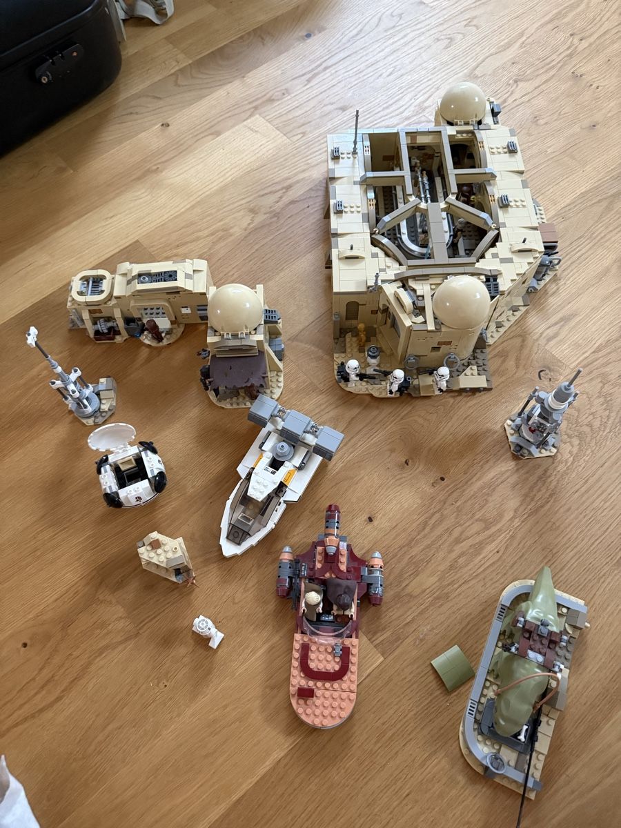 Lego Kit di costruzioni: Lego 75290 Mos Eisley Cantina – Usato da Münchringen venduto da Thisuruf
