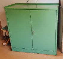 Metallschrank