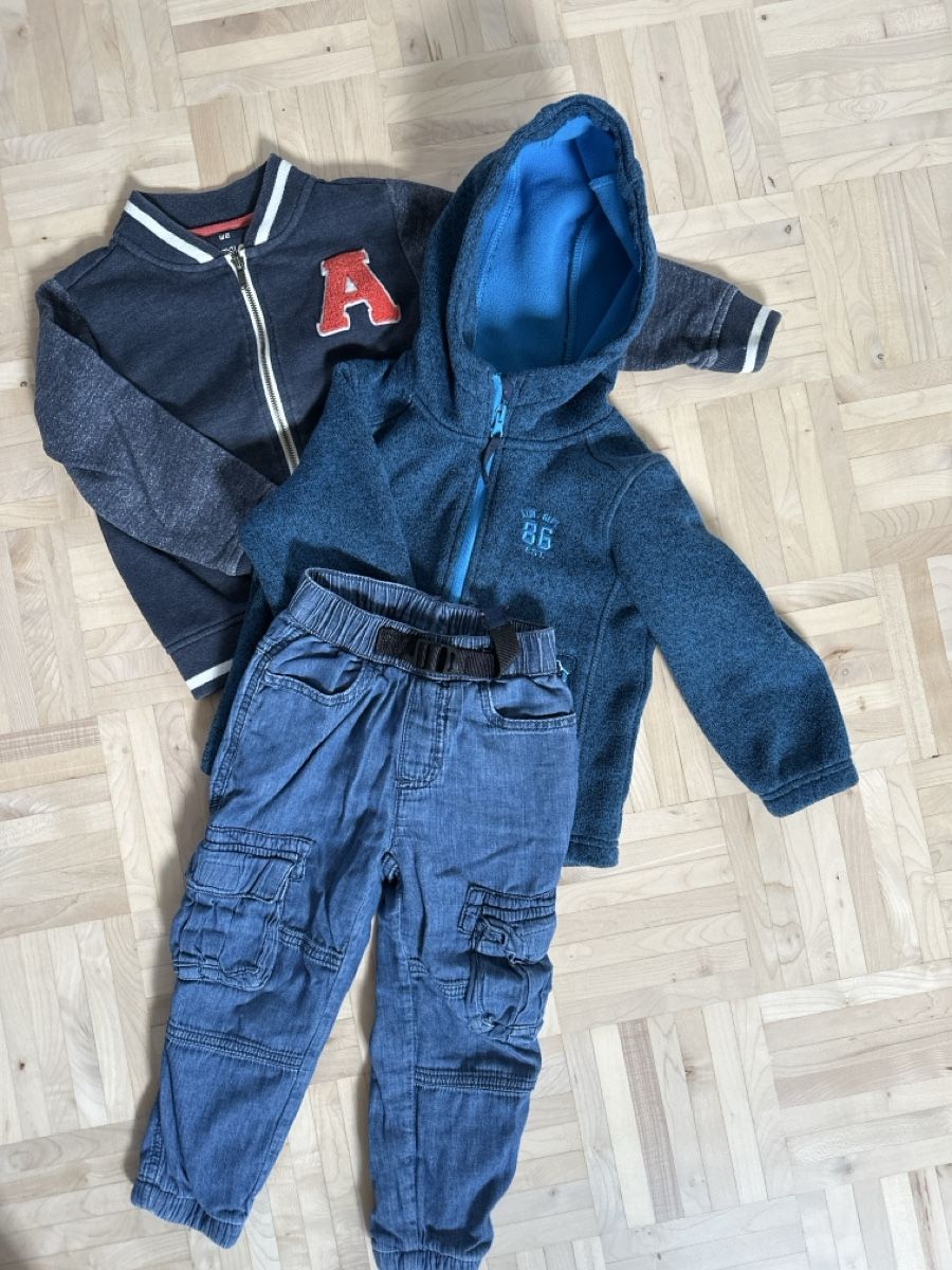 Lotti & Set di vestiti: Kleiderset Junge 98-104 – Usato da St. Gallen venduto da Niky2609