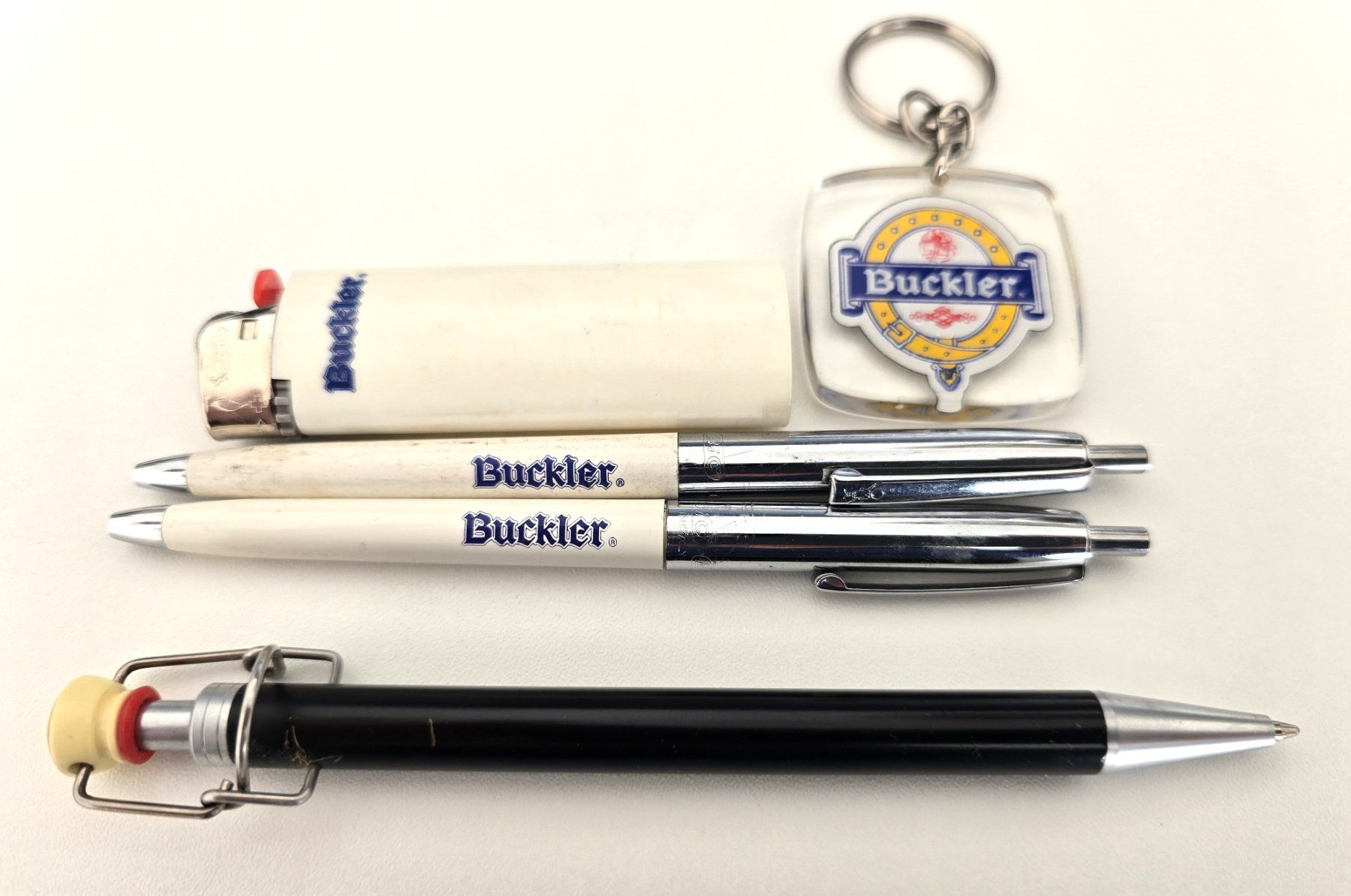 Elettrodomestici da cucina: Objets pour collectionneur de marque de bière – Usato da La Chaux-de-Fonds venduto da Cokecollection