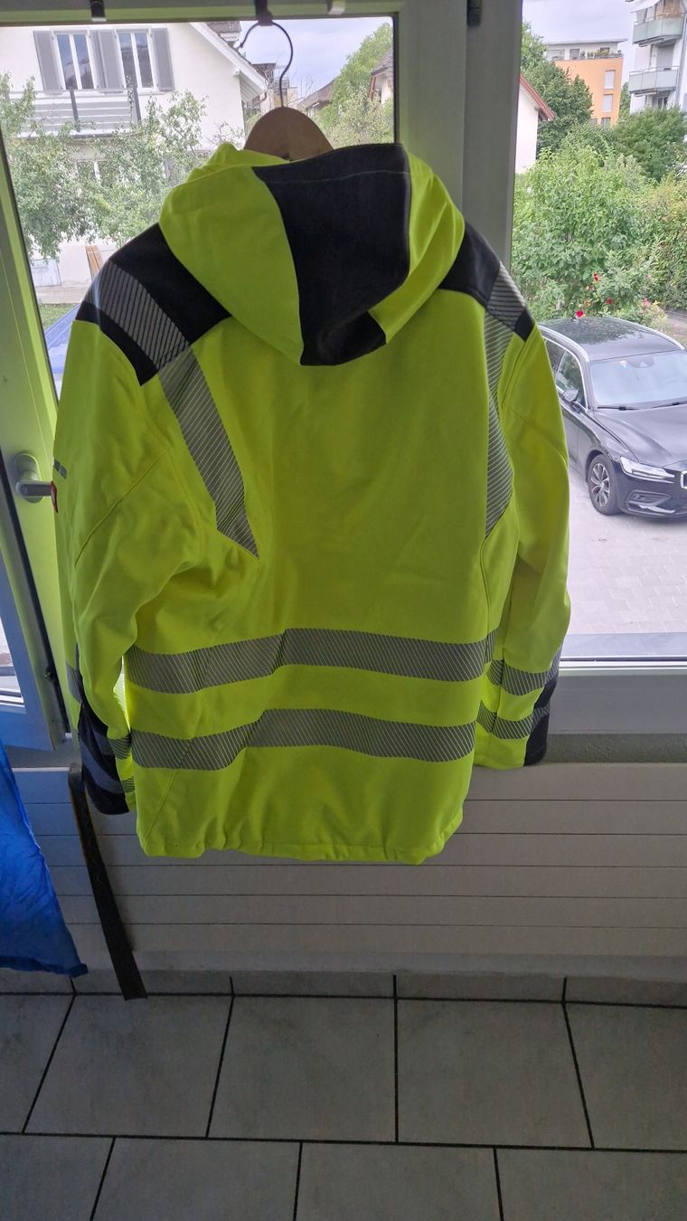 Giacche: STRAUSS Warnschutz-Softshell-Jacke e.s.motion in XL – Nuovo (secondo la descrizione) da KREUZLINGEN venduto da sma_c5fz 1