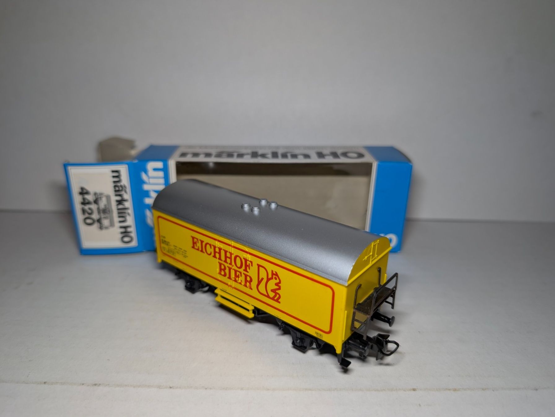 Märklin Modellini di ferrovie: Märklin 4420 Bierwagen Eichhof Bier – Nuovo e nell'imballaggio originale da Gland venduto da NicoRe44IV