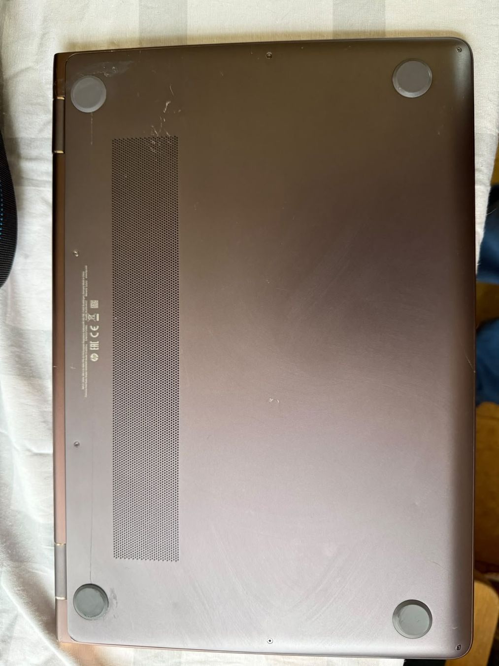 Hewlett Packard Notebook: HP Spectre x360 (15-bl090nz) mit Linux Mint und Touchscreen – Usato da Schwarzsee venduto da inish 4