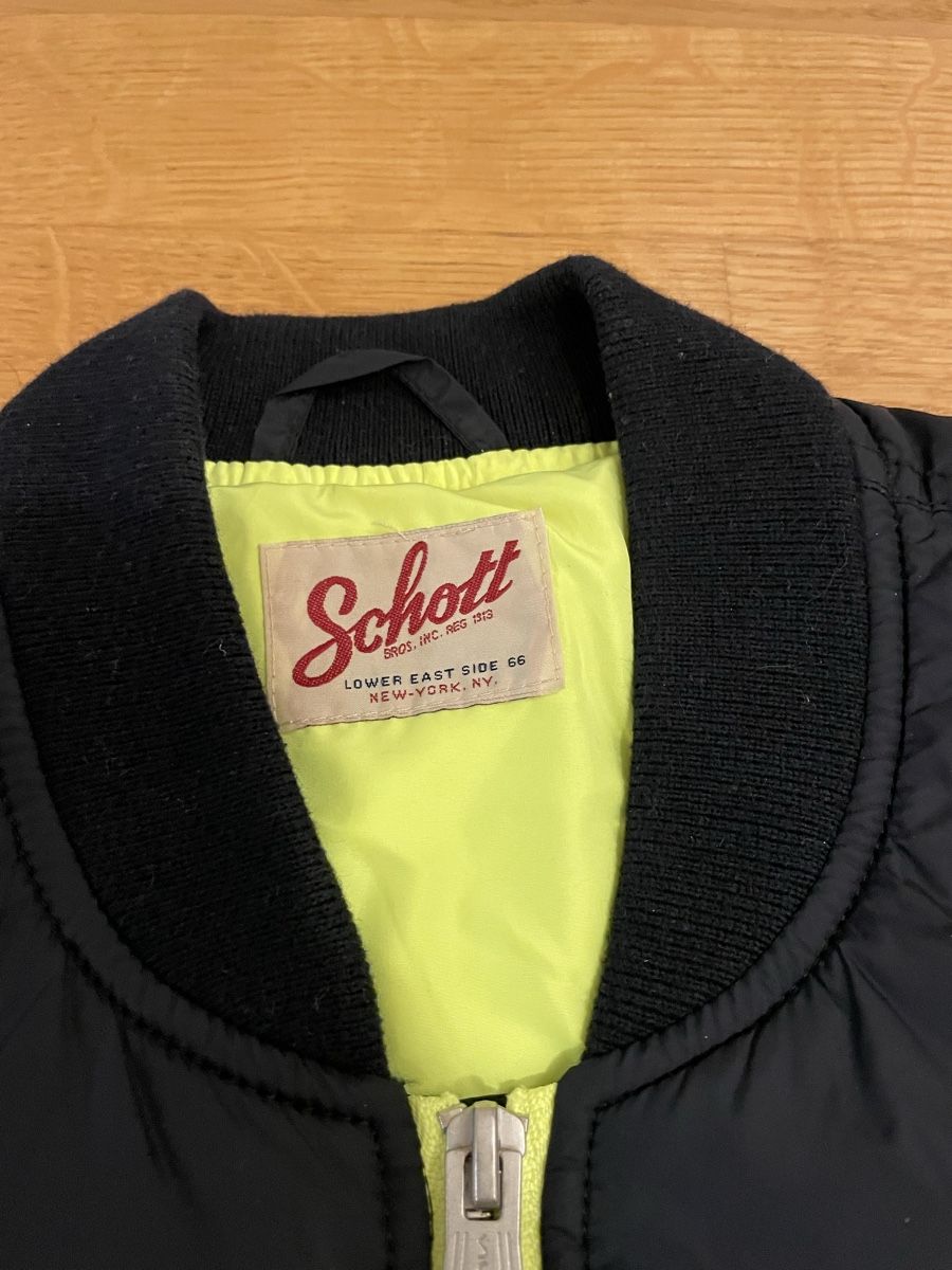Schott Jacken: Schott Bomberjacke Navy/Neon – Gebraucht aus Zürich von Tinu_85 1