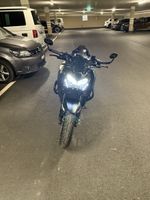 Kawasaki Z900 All Black mit Shark RCT