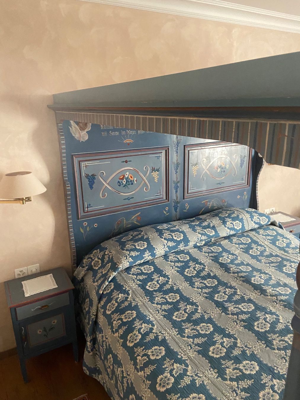 Betten: Himmelbett aus massivem Holz – Gebraucht aus Ponte Brolla von sris2010 3