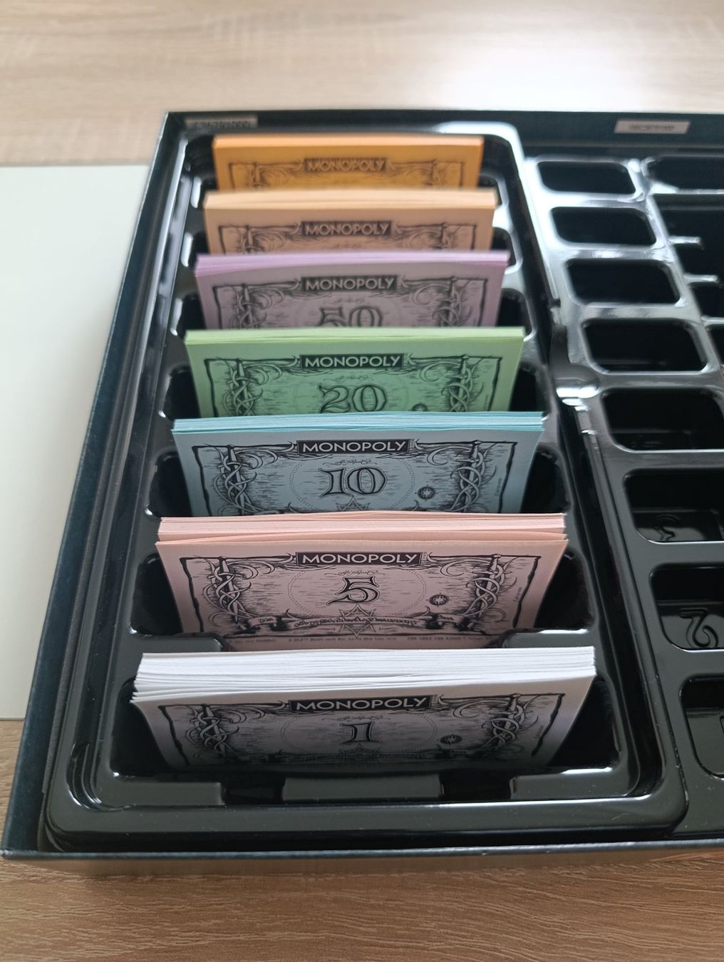 Hasbro Giochi: Der Herr der Ringe Monopoly – Nuovo (secondo la descrizione) da Ostermundigen venduto da kit_dh6z 6