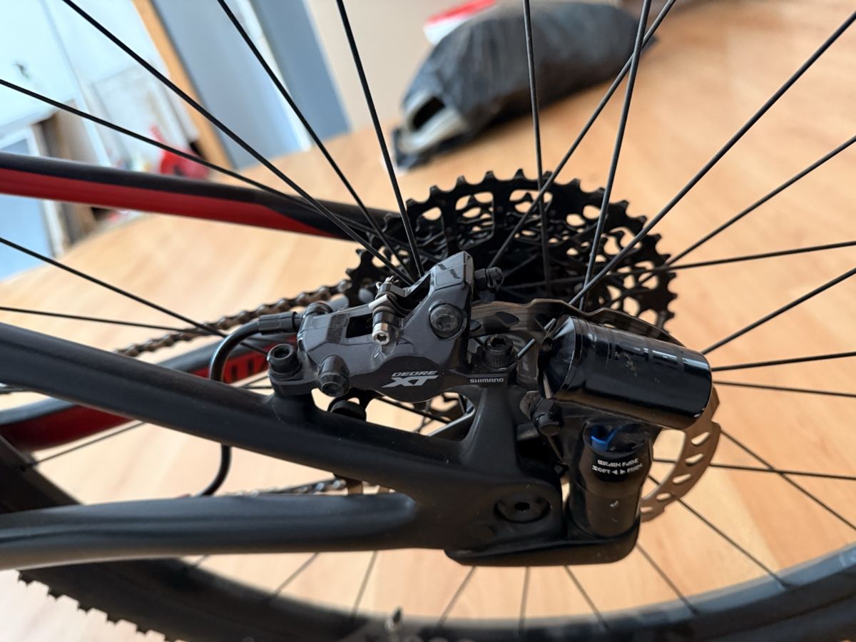 Specialized Biciclette: Specialized Epic Full Carbon – Usato da Gerlafingen venduto da  6