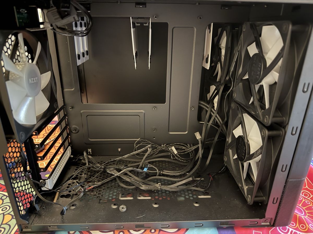 Fractal Gehäuse: Fractal Node 804 / PC / Sever / Gehäuse – Neu (gemäss Beschreibung) aus Oberglatt ZH von Weeman007 1
