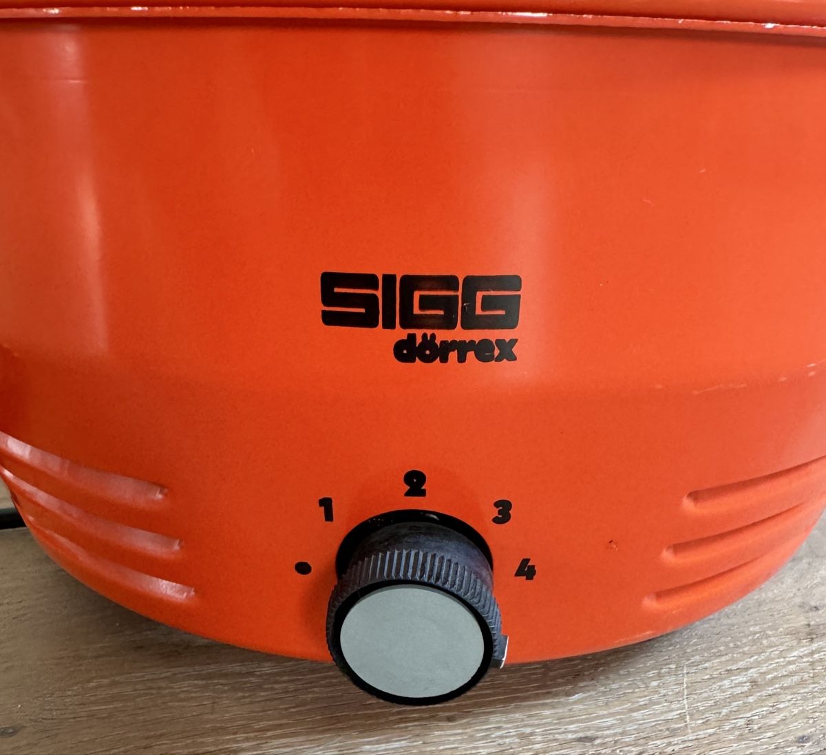 Sigg Küchengeräte: Dörrex Sigg 4 Siebe mit Thermostat TOP!!! – Gebraucht aus Rothrist von Luckywinner 7
