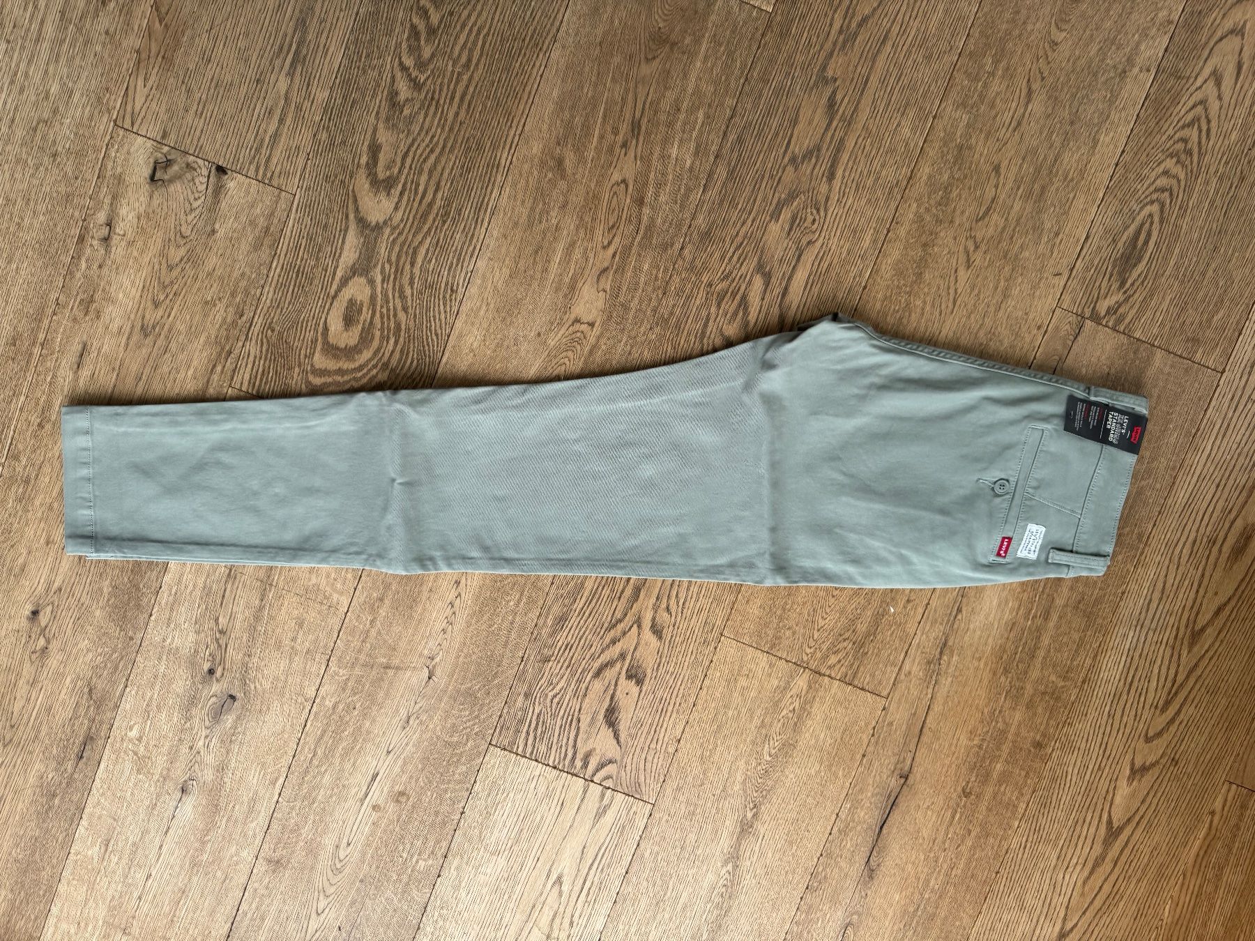 Levi's Pantaloni: Hose, Levis  **NEU**  29/32 chino – Usato da Stettfurt venduto da outlet72 1