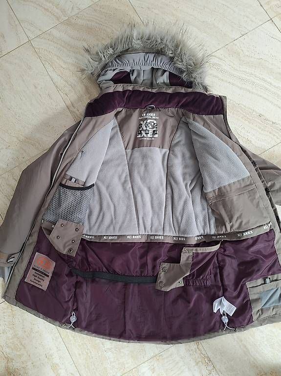 Mäntel: Warmer Wintermantel Winterjacke – Gebraucht aus Chur von weinher 4