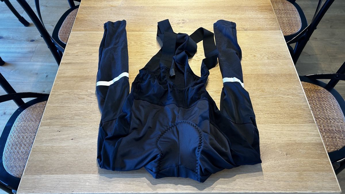Pantaloni: Rennvelohosen lang – Usato da Hallwil venduto da Babagysi
