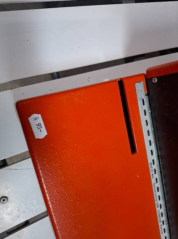 Ibico Macchine rilegatrici: Manuelle Ibico Ringbinder- Plastikbindemaschine Bindegerät – Usato da Mühlehorn venduto da Flohmarkt-Walensee 5