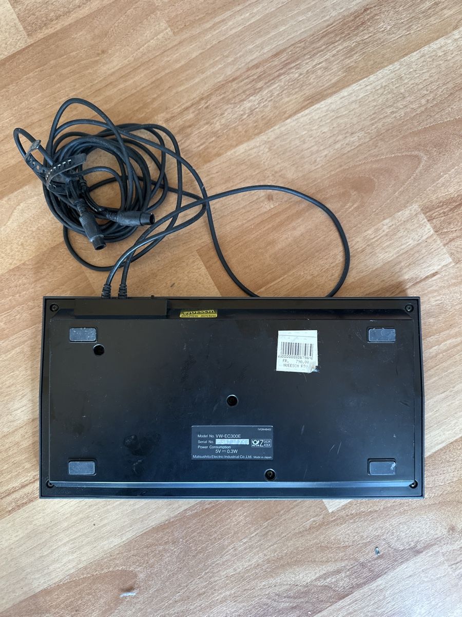 Panasonic Registratori: Panasonic Videomischer WV-EC300E – Usato da St. Gallen venduto da mai_2lcj 1
