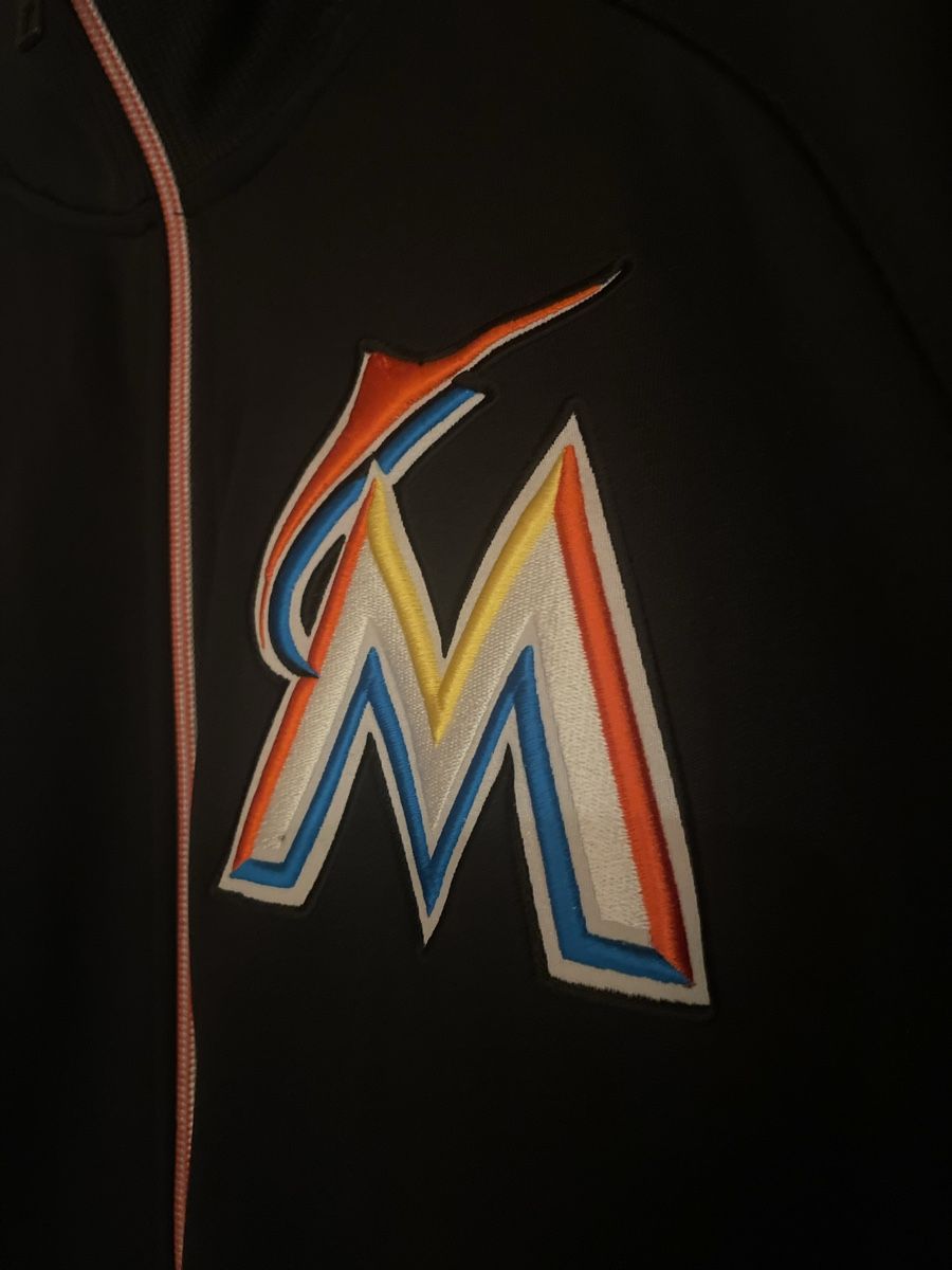 Nike Giacche: Nike Track Jacket Miami Marlins US-Grösse M – Usato da Bretzwil venduto da Norther89 1