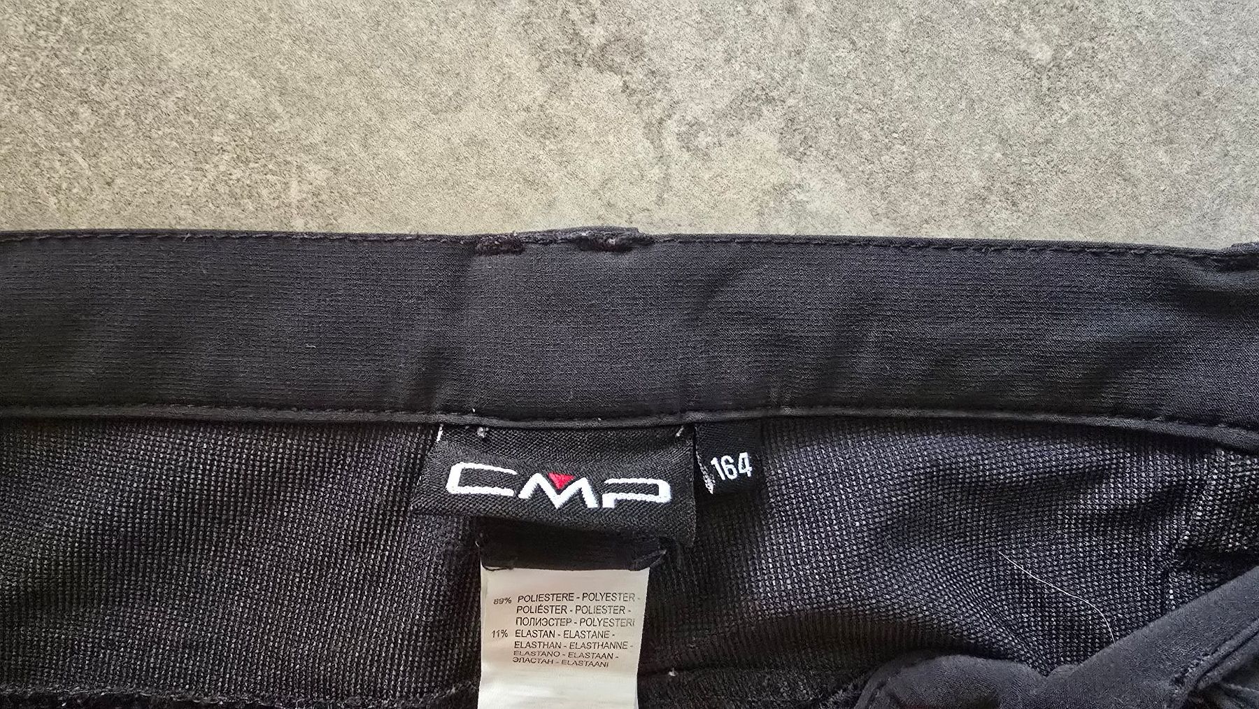 Pantaloni: Wanderhose 164 (Zip-off) CMP – Usato da Wohlen AG venduto da Sapperlott 2