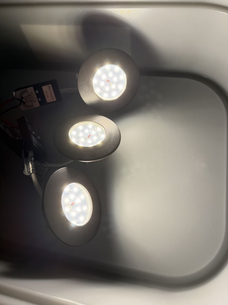 Lampade: 3 braune LED Spot – Usato da Neuheim venduto da Sandokan39 6