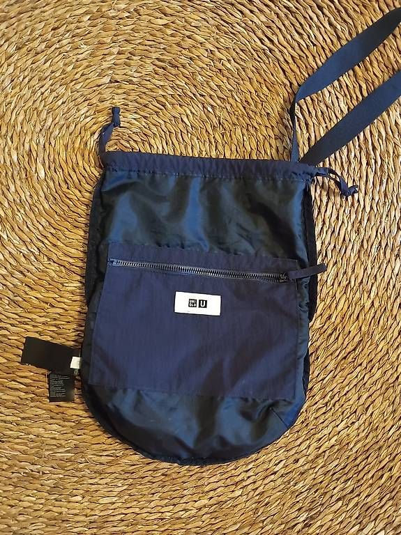 Uniqlo Borse: Drawstring Tasche von Uniqlo – Usato da Zürich venduto da Melianea 2