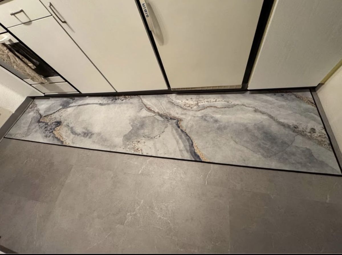Teppiche: Teppich  – Gebraucht aus Zürich von Alessandro.98