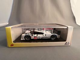 Porsche 919 Hybrid n.19 Le Mans 2015 Winner