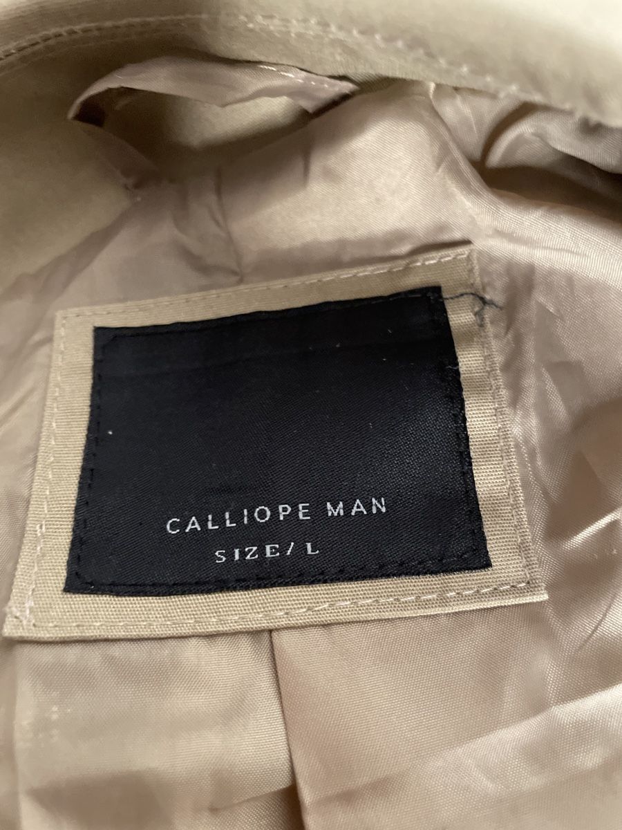 Cappotti: Trench Beige – Usato da Capolago venduto da LA.BOTTEGA 2