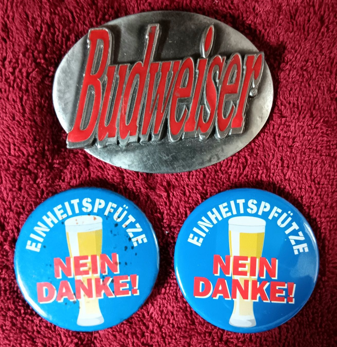 Plaketten & Abzeichen: Plakette Button Budweiser Bier – Gebraucht aus Lichtensteig von B-B-Bier