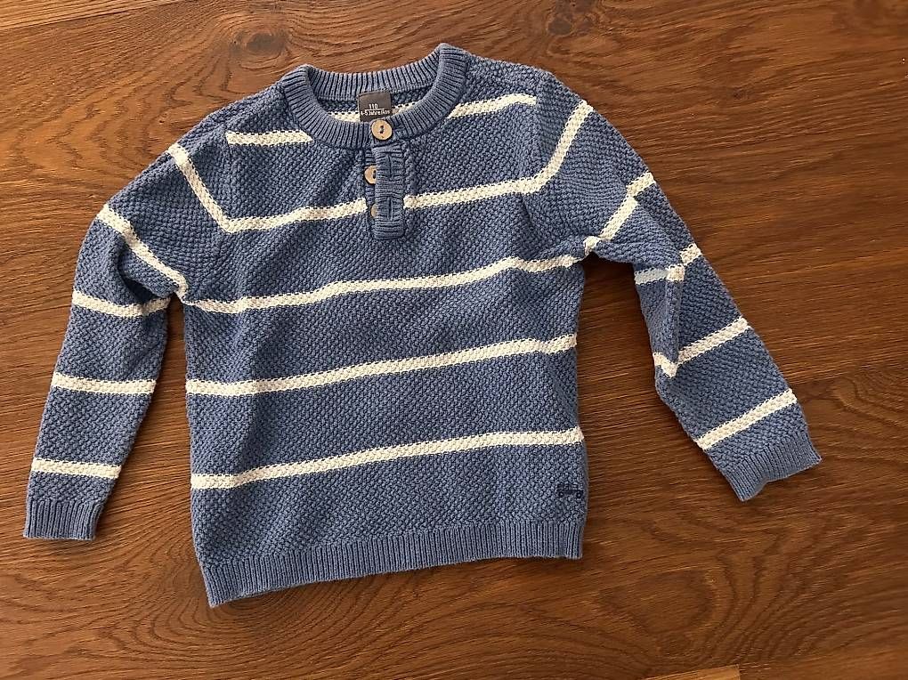 Pullover & Sweatshirts: Pulli Gr. 110 – Gebraucht aus Selzach von lua_22sv
