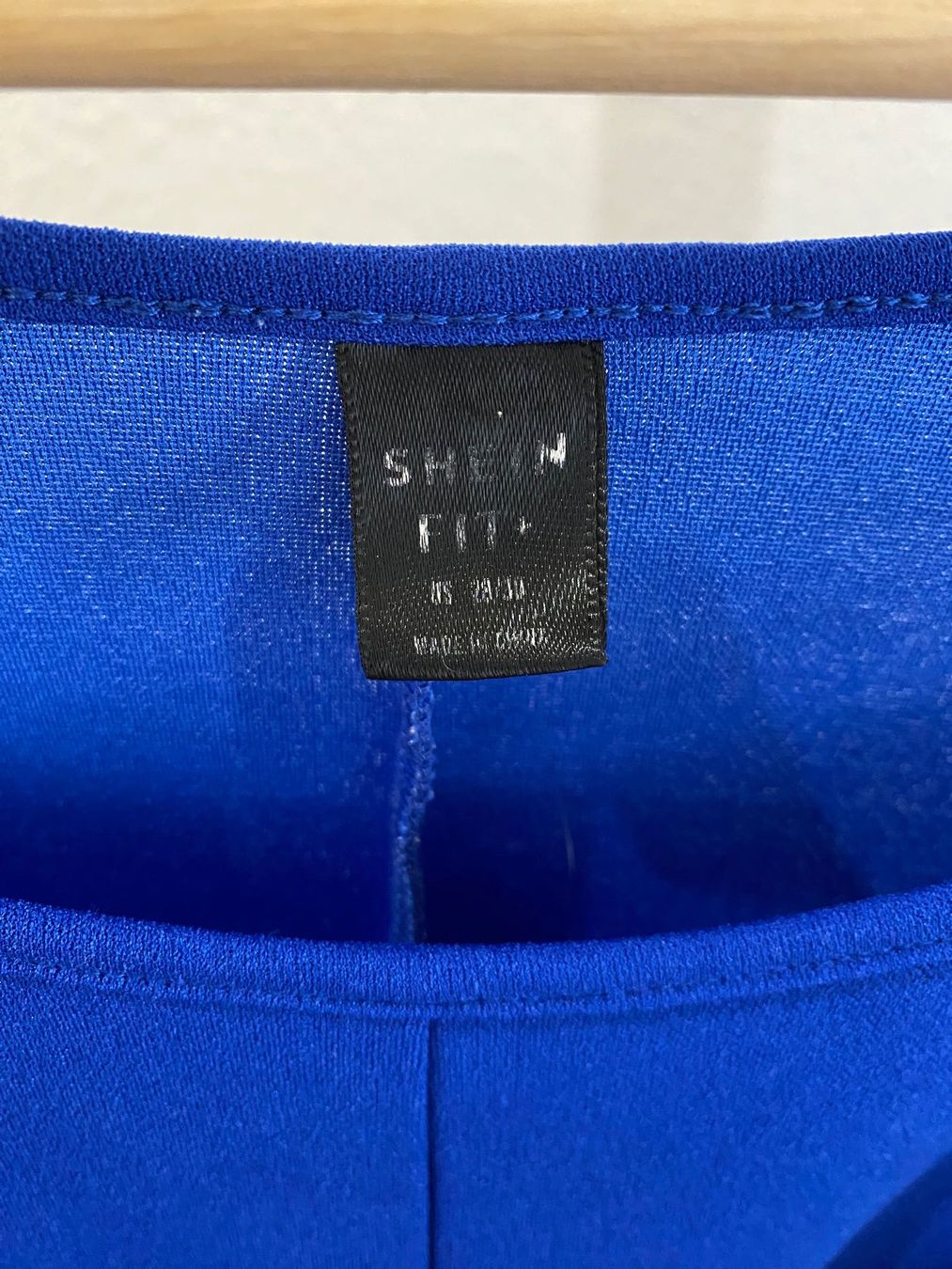 Shein Vestiti: Kleid königsblau Gr. 56 / 58 / 60 – Usato da Pratteln venduto da a23_j2gs 9