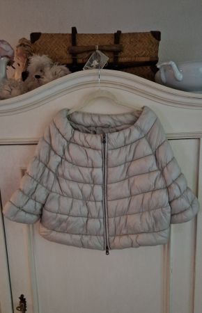 Kurze Steppjacke beige