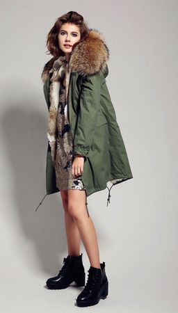 Mr & Mrs S M /NP3900CHF Parka Fuchs Waschbär