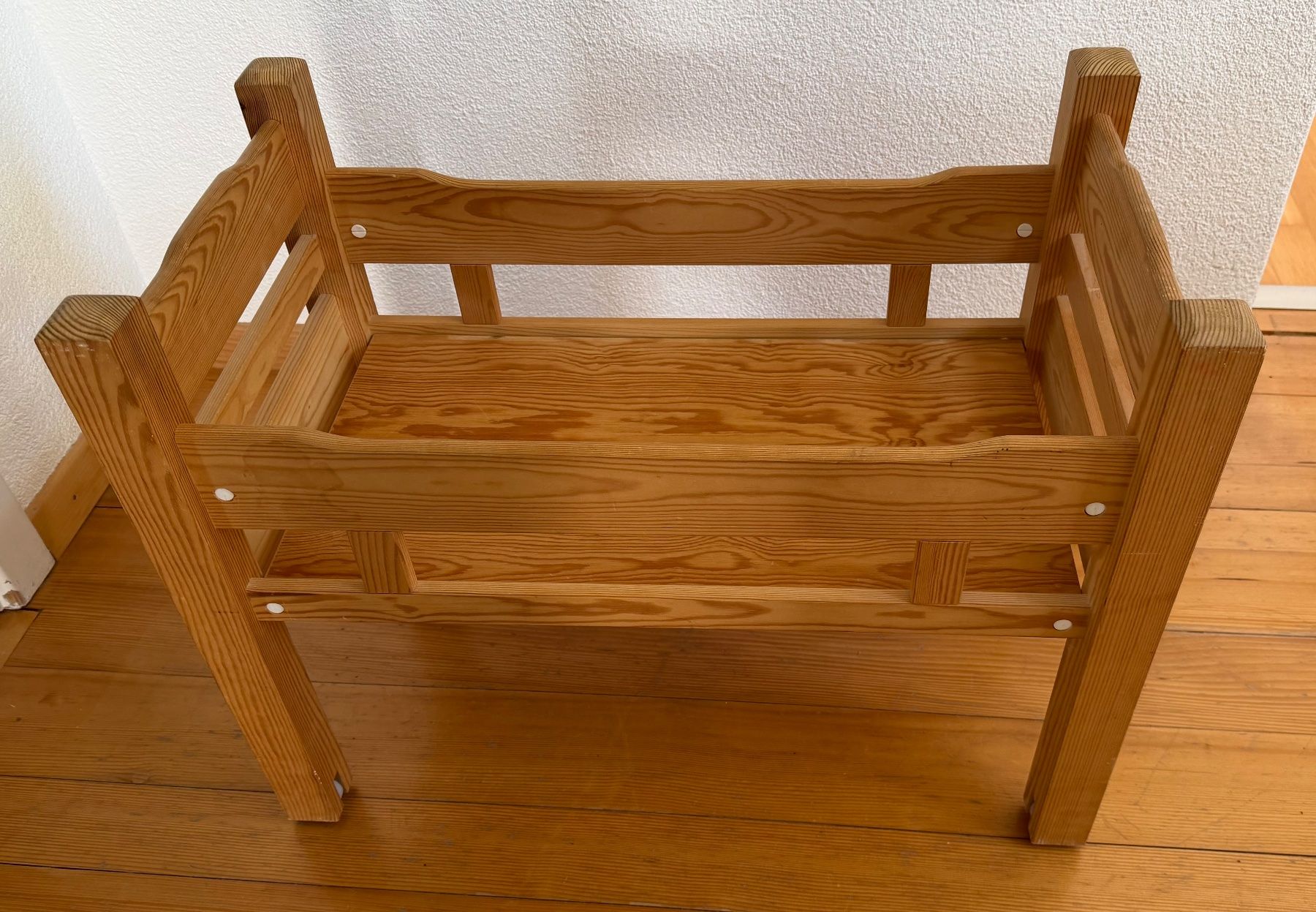 Giocattoli: Puppenbett aus Holz – Usato da Aarau venduto da Aurora0810 1