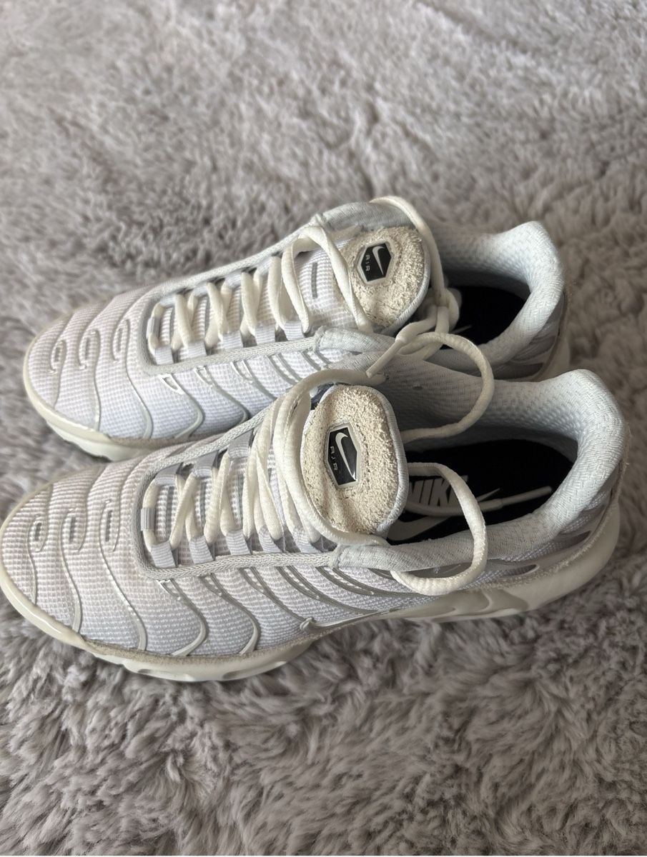Scarpe da uomo: Nike Air Max Plus TN Weiss  – Nuovo (secondo la descrizione) da Arbon venduto da Naadiiaa 1