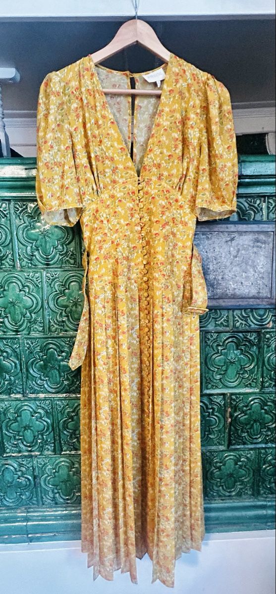 Kleider: Kleid von Divine Héritage – Neu (gemäss Beschreibung) aus Dielsdorf von cjanett
