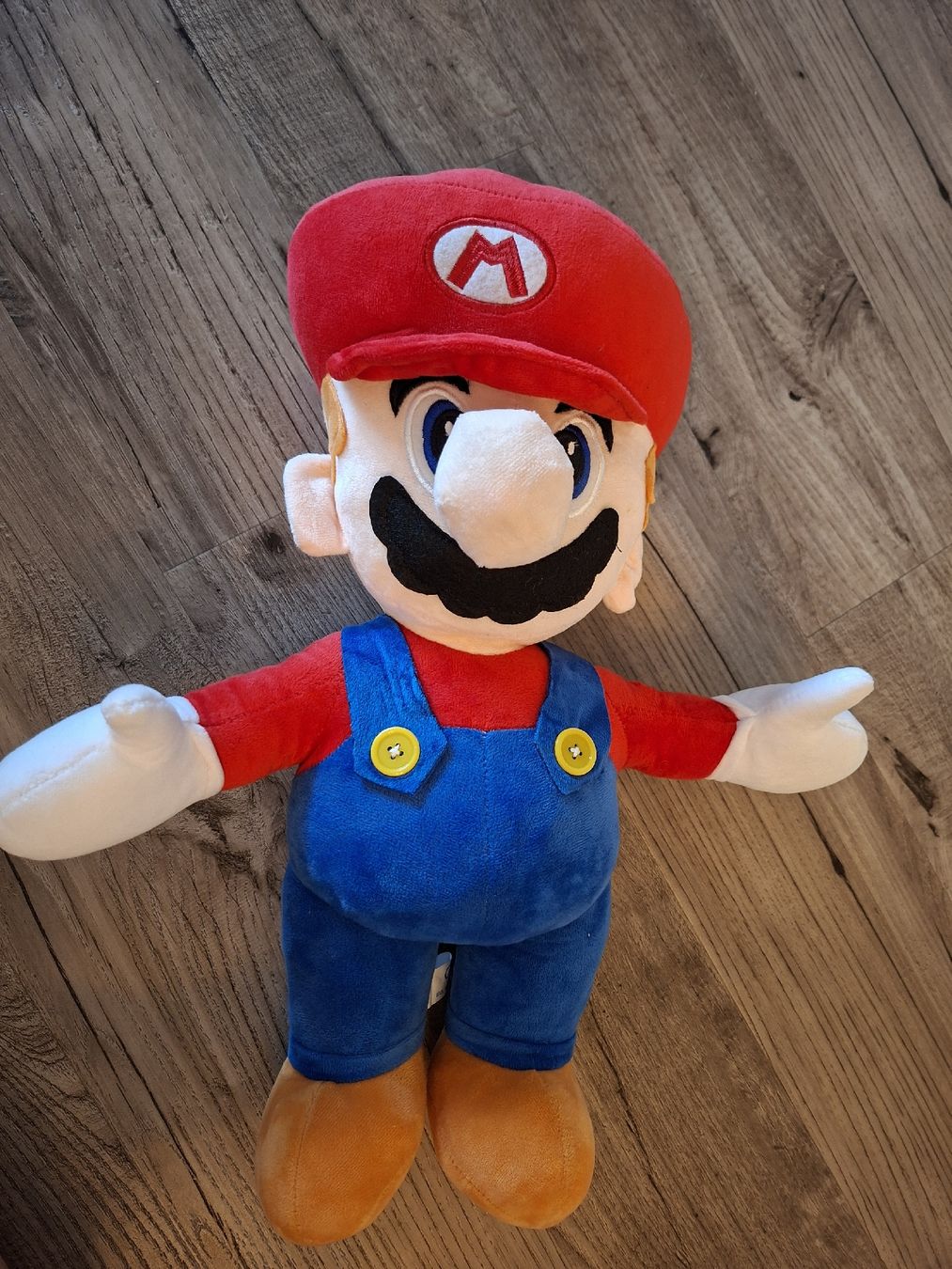 Nintendo Spielzeuge: Super Mario Plüschfigur XXL – Neu (gemäss Beschreibung) aus Winterthur von Ausmisten2026 1