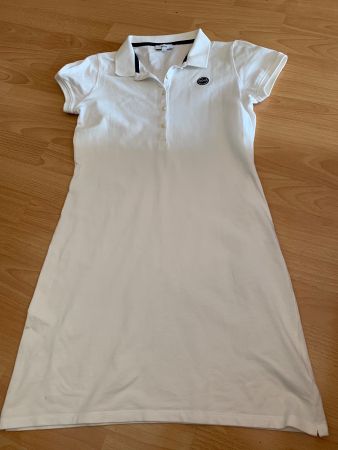 Jolie robe Hugo Boss blanche taille M