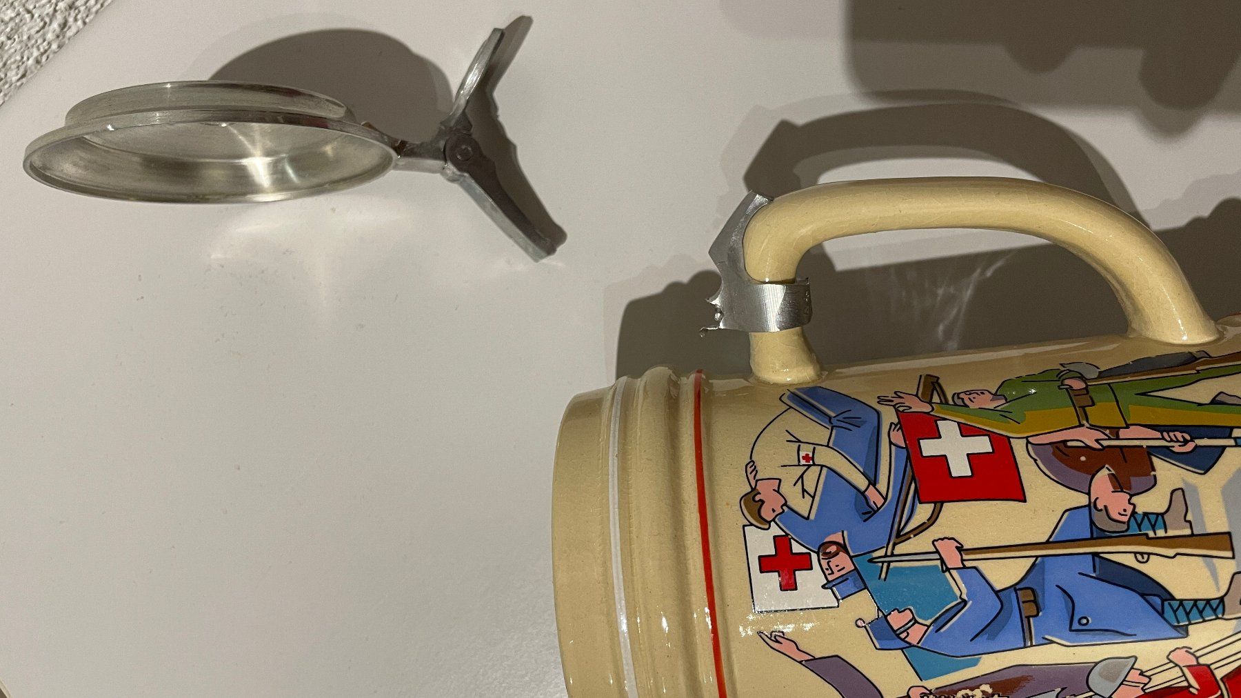Bicchieri: Bierkrug - 700 Jahre Eidgenossenschaft - Deckel abgebrochen – Usato da Glattfelden venduto da cybermaxx 6