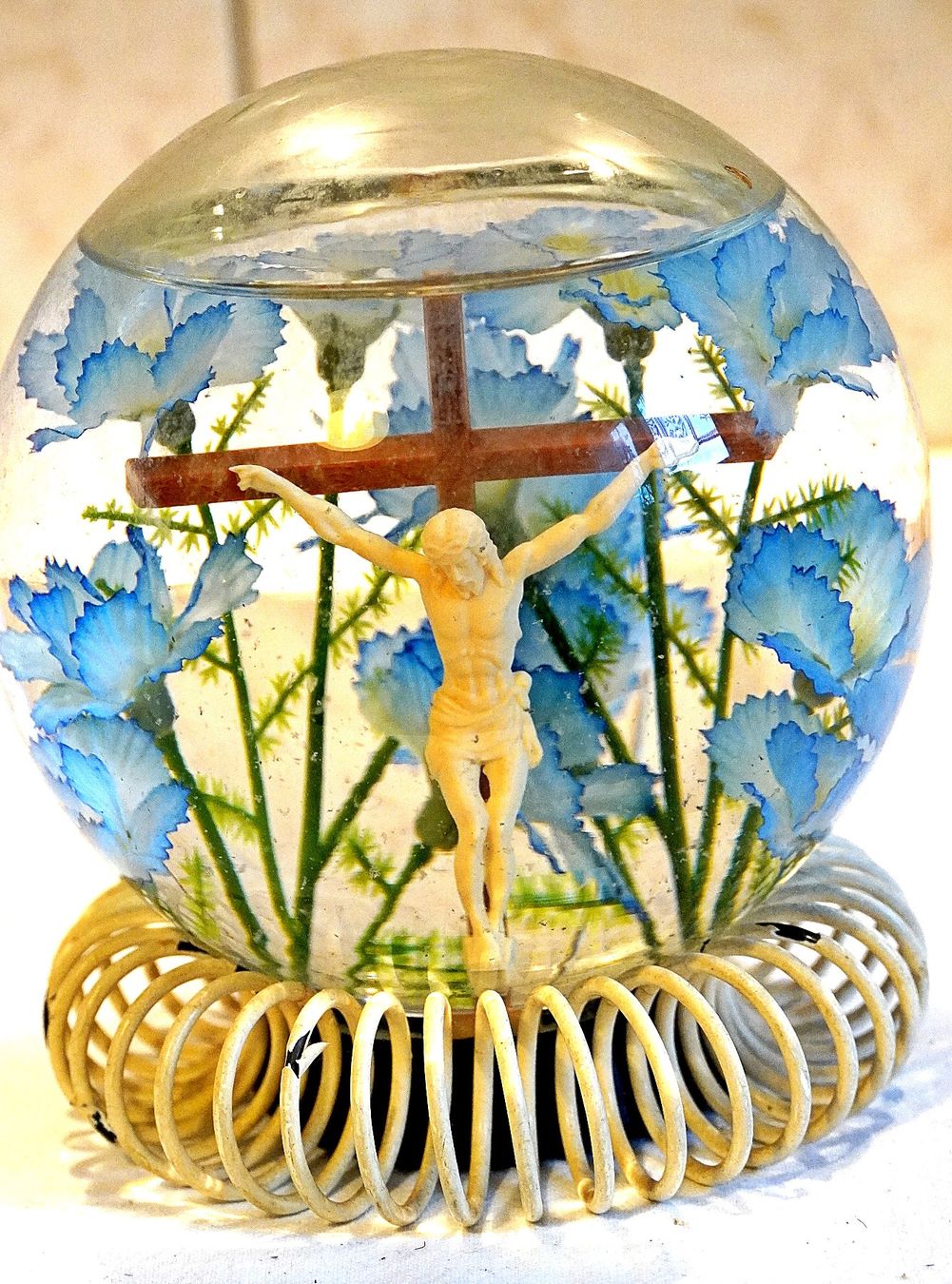 Toutes les décorations: Jesus am Kreuz unter Wasser – D'occasion à Baar par 2cvbaar 3