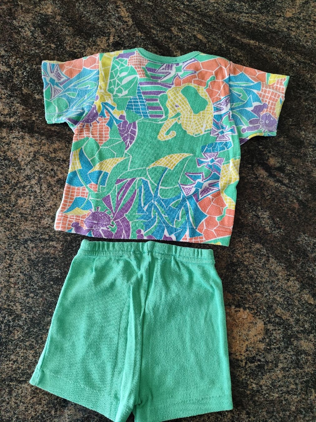 Lotti di vestiti: Sommer-Set, 2 Teilig, grün Gr 62/68 – Usato da Madiswil venduto da marmotte63 1