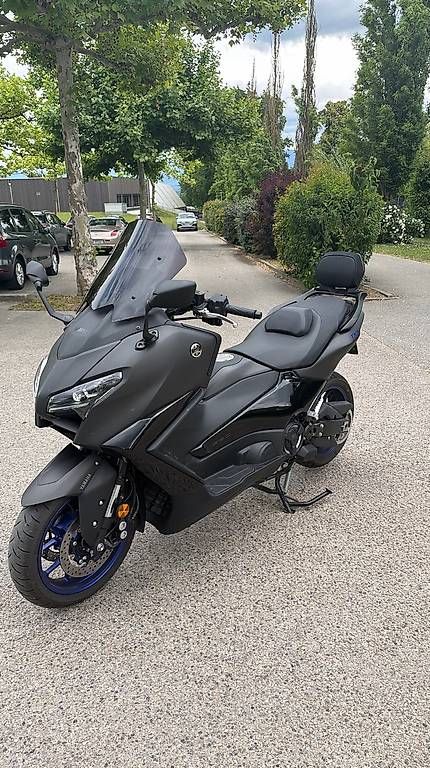 Scooters: Tmax – Gebraucht aus Founex von 18p_8msz 1