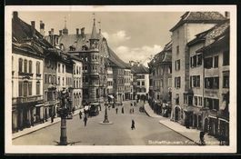 Schaffhausen, Frohnwaagplatz mit Gesch