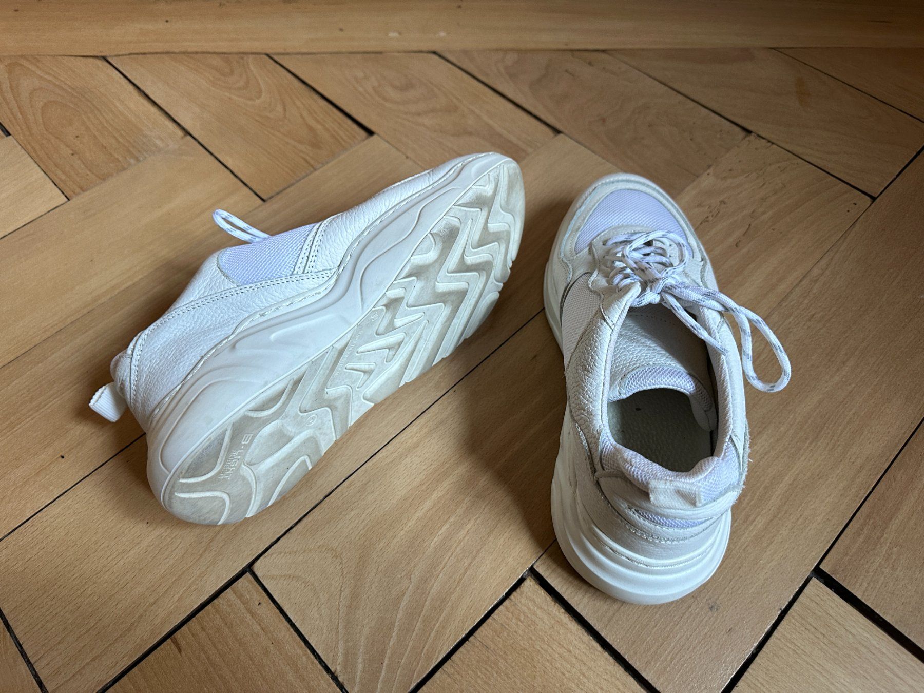 Damenschuhe: Sneaker weiss 39 – Gebraucht aus Zürich von Diazaio 3