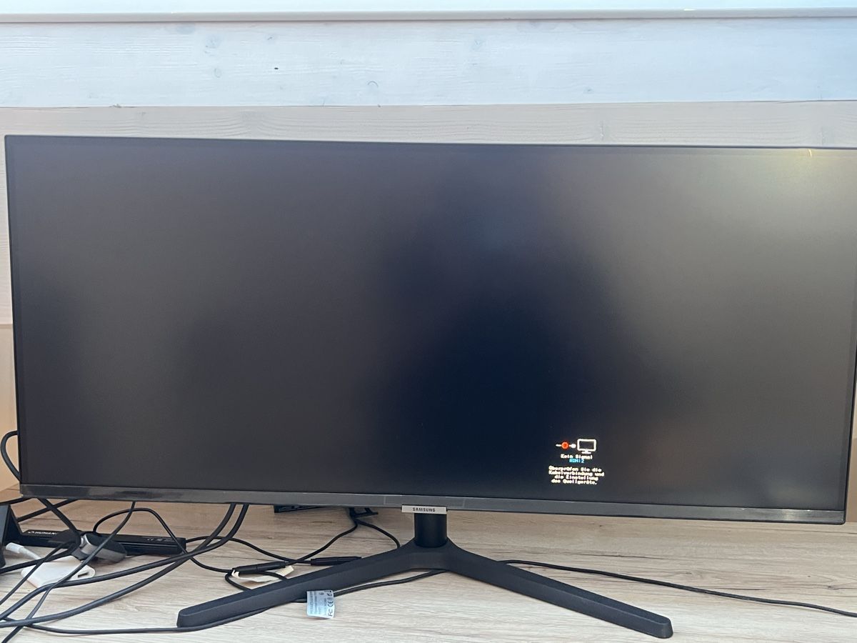 Samsung Monitor: Samsung Viewfinity S5 S50GC – Usato da Oberhasli venduto da ivo_gk8x 2