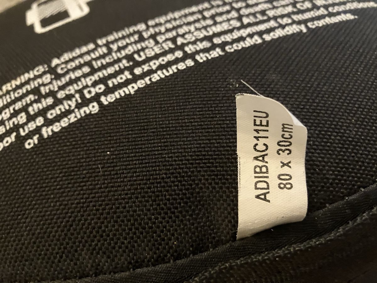 Sacchi da boxe: Adidas Boxsack Set mit Handschuhen – Nuovo (secondo la descrizione) da Uster venduto da mat_x7g6 1
