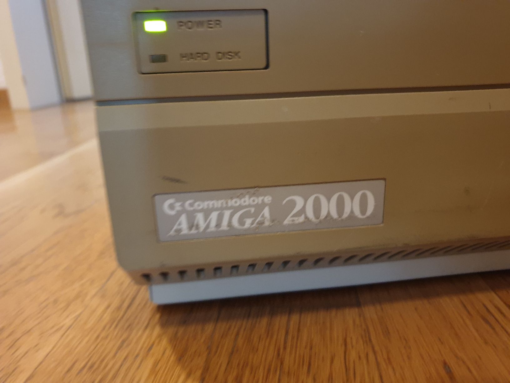 Commodore PCs: Commodore Amiga 2000 Computer für Sammler  – D'occasion à Ittigen par Ziok187 2