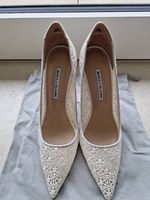 MANOLO BLAHNIK BBLA 105 lace and satin pumps "Lace Dentelle"